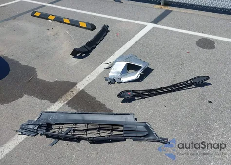 2017 Toyota Rav4 Limited из США, поврежденный, VIN 2T3DFREV7HW686439